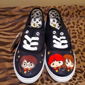 Canvas shoes, Harry Potter size 7.
